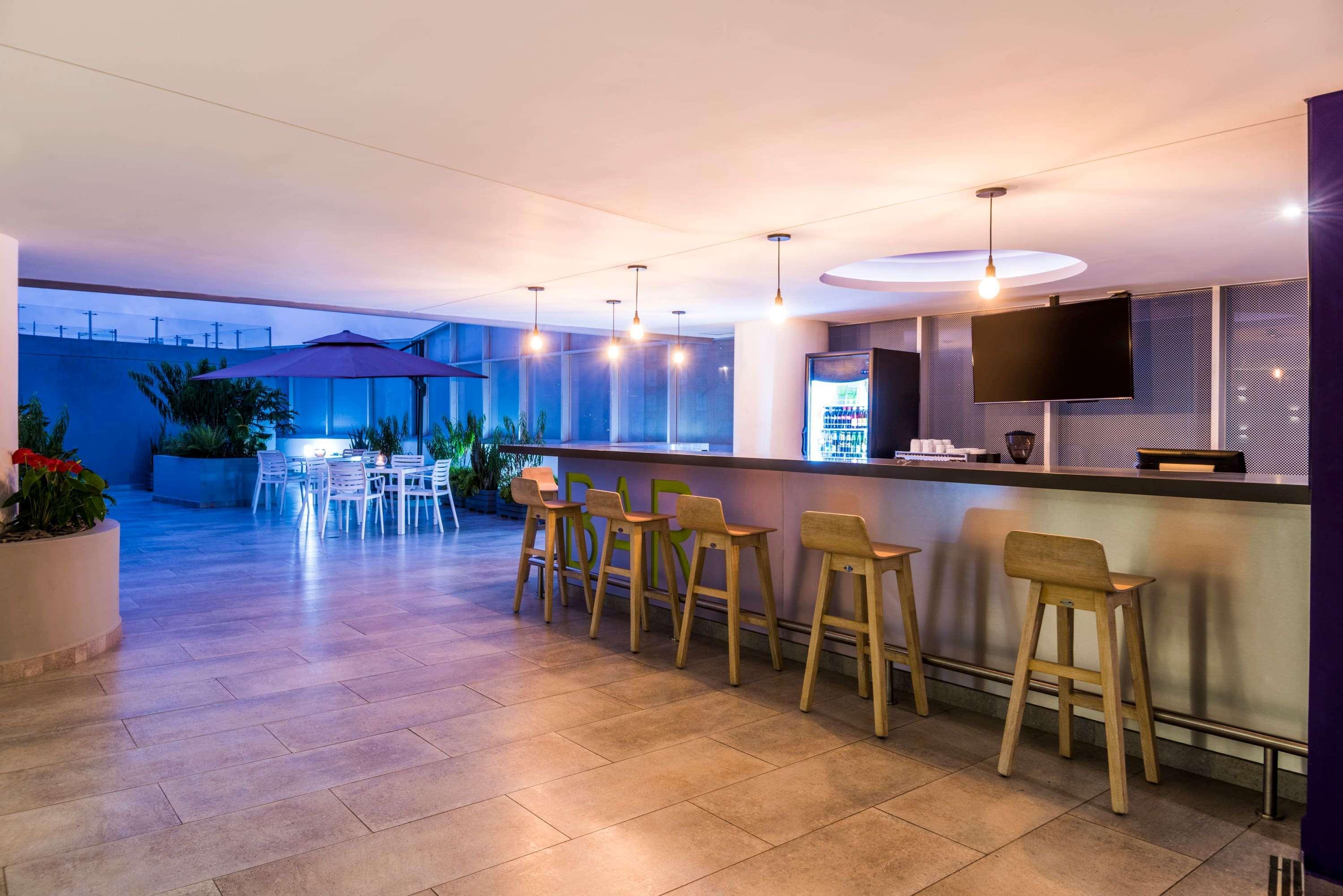 La Quinta By Wyndham Medellin Ξενοδοχείο Εξωτερικό φωτογραφία