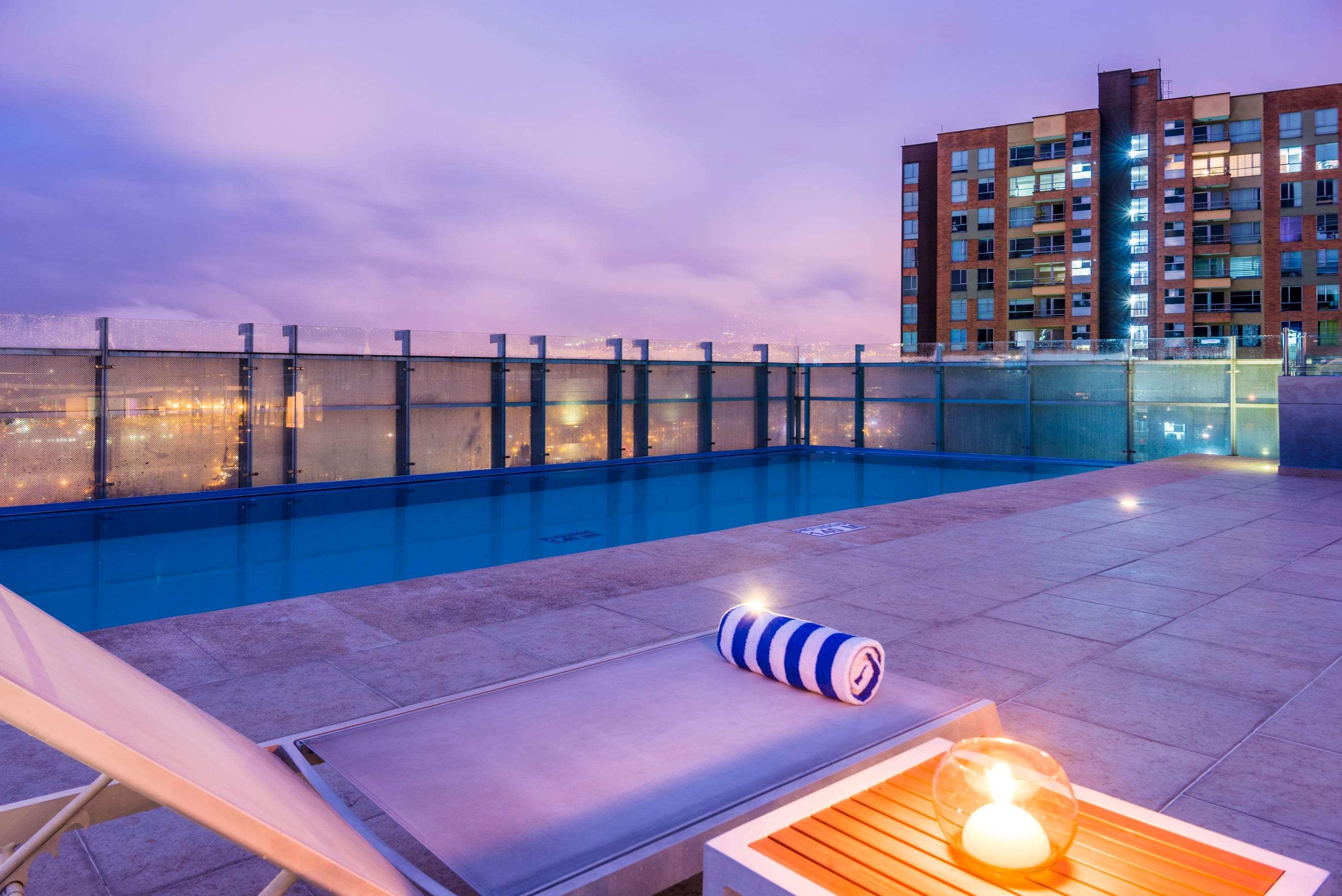 La Quinta By Wyndham Medellin Ξενοδοχείο Εξωτερικό φωτογραφία